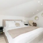 Luminea - Rooftop Terrace - Sea View Apartment Mali Lošinj